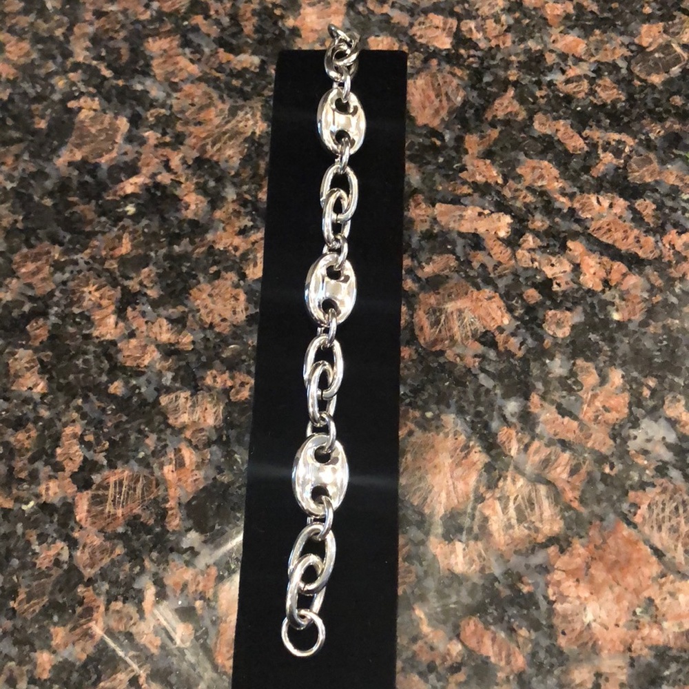Beautiful stainless steel link bracelet